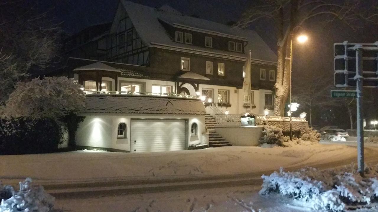 Land-Gut Hotel Zur Bruecke Garni Drolshagen Exterior photo