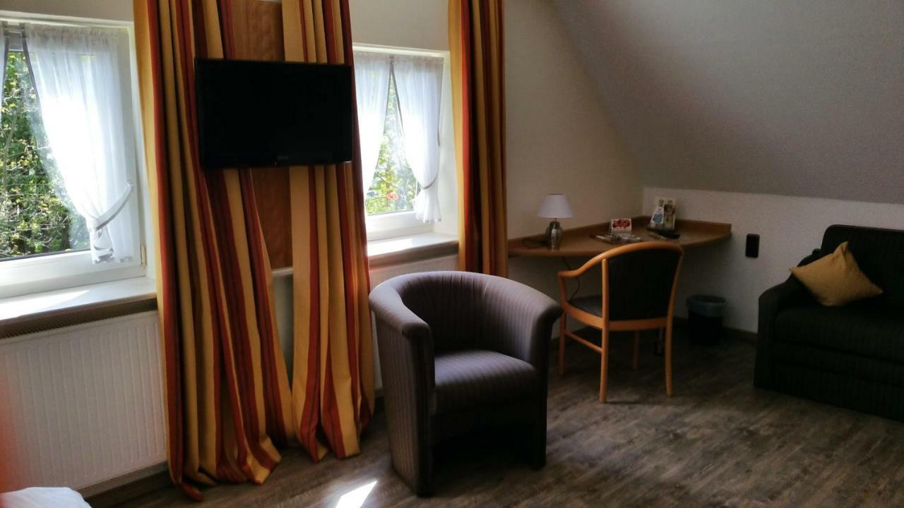 Land-Gut Hotel Zur Bruecke Garni Drolshagen Exterior photo