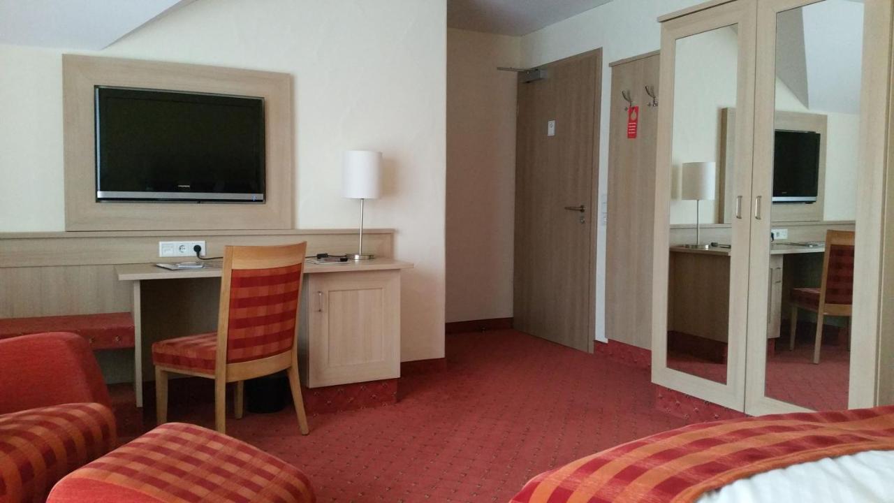 Land-Gut Hotel Zur Bruecke Garni Drolshagen Exterior photo